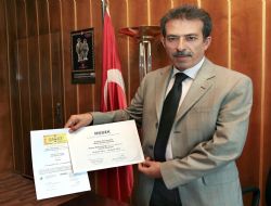 A.Ü'den yeni bir ilk